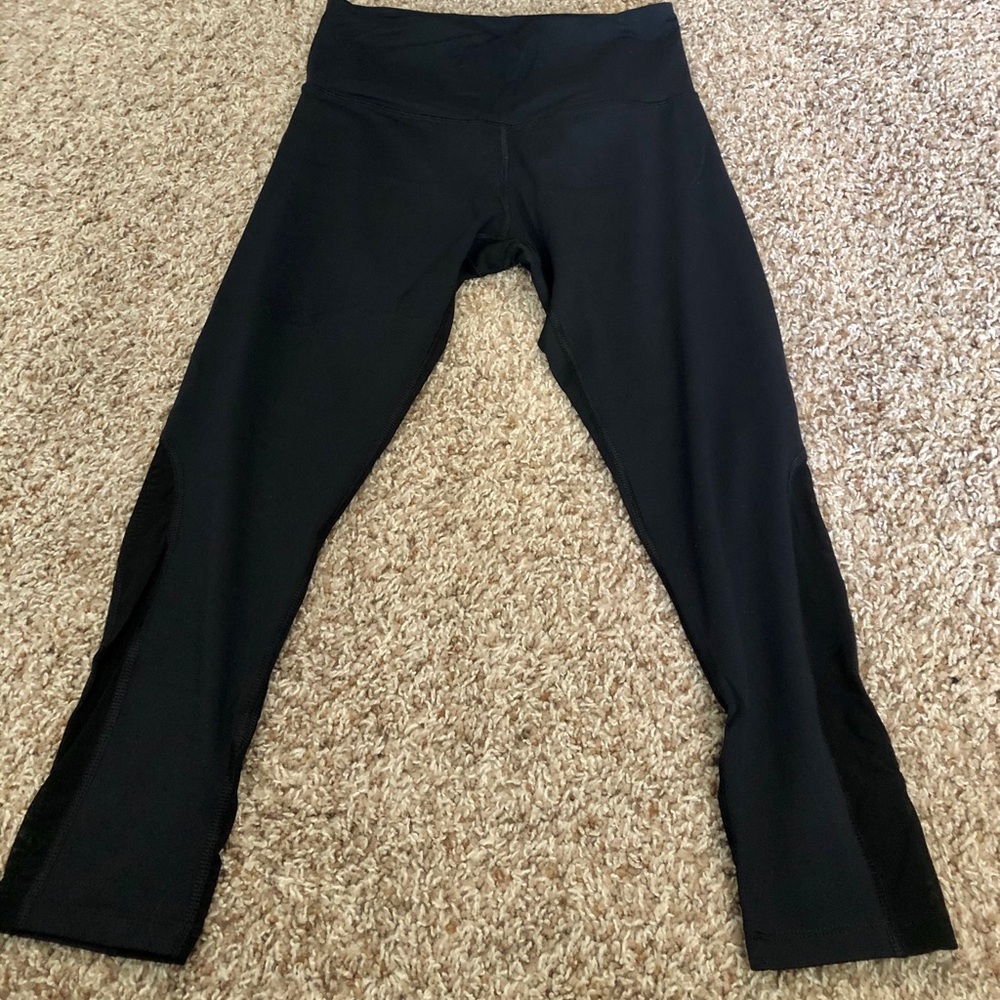Capri runners leggings, free gift w purchase!